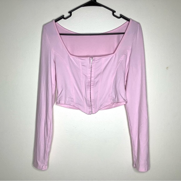 < Pink Square Neck Crop Top > - Picture 2 of 5